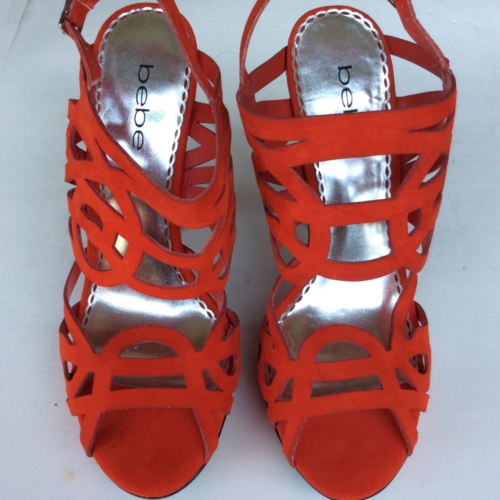 Bebe High Heel platform 5.5 in Suede Red Size 8M